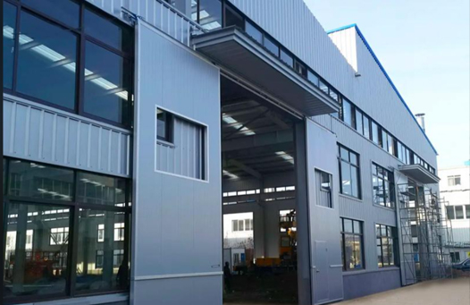關於好色先生污版
